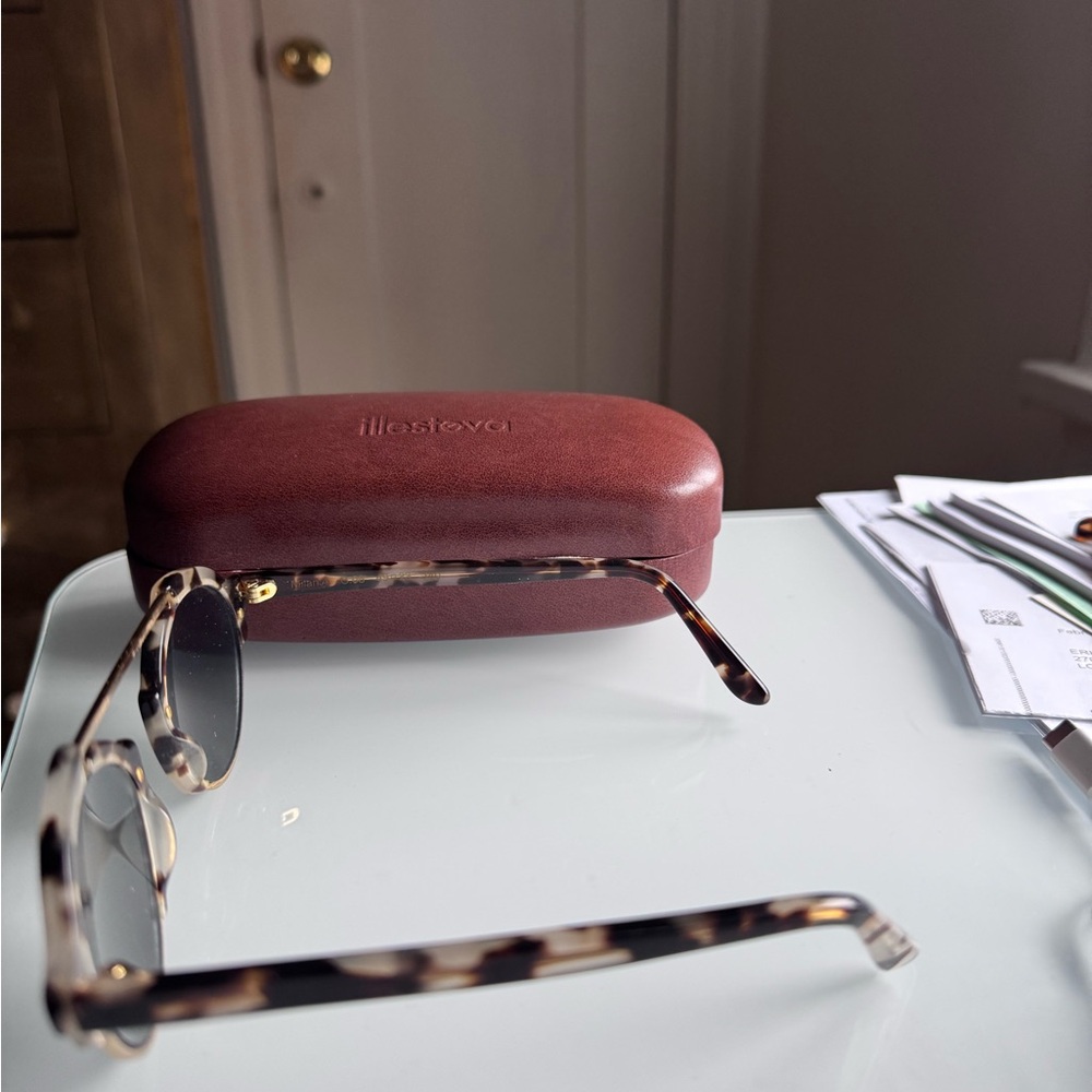 Illesteva Tortoise Shell Round Sunglasses - Picture 2 of 4
